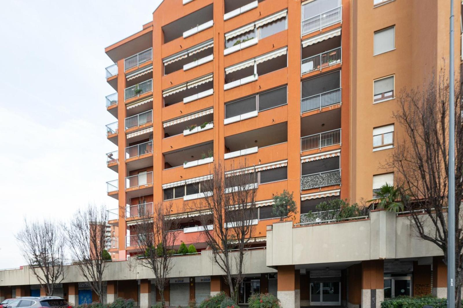 Bright With Balcony And Terrace Mailand